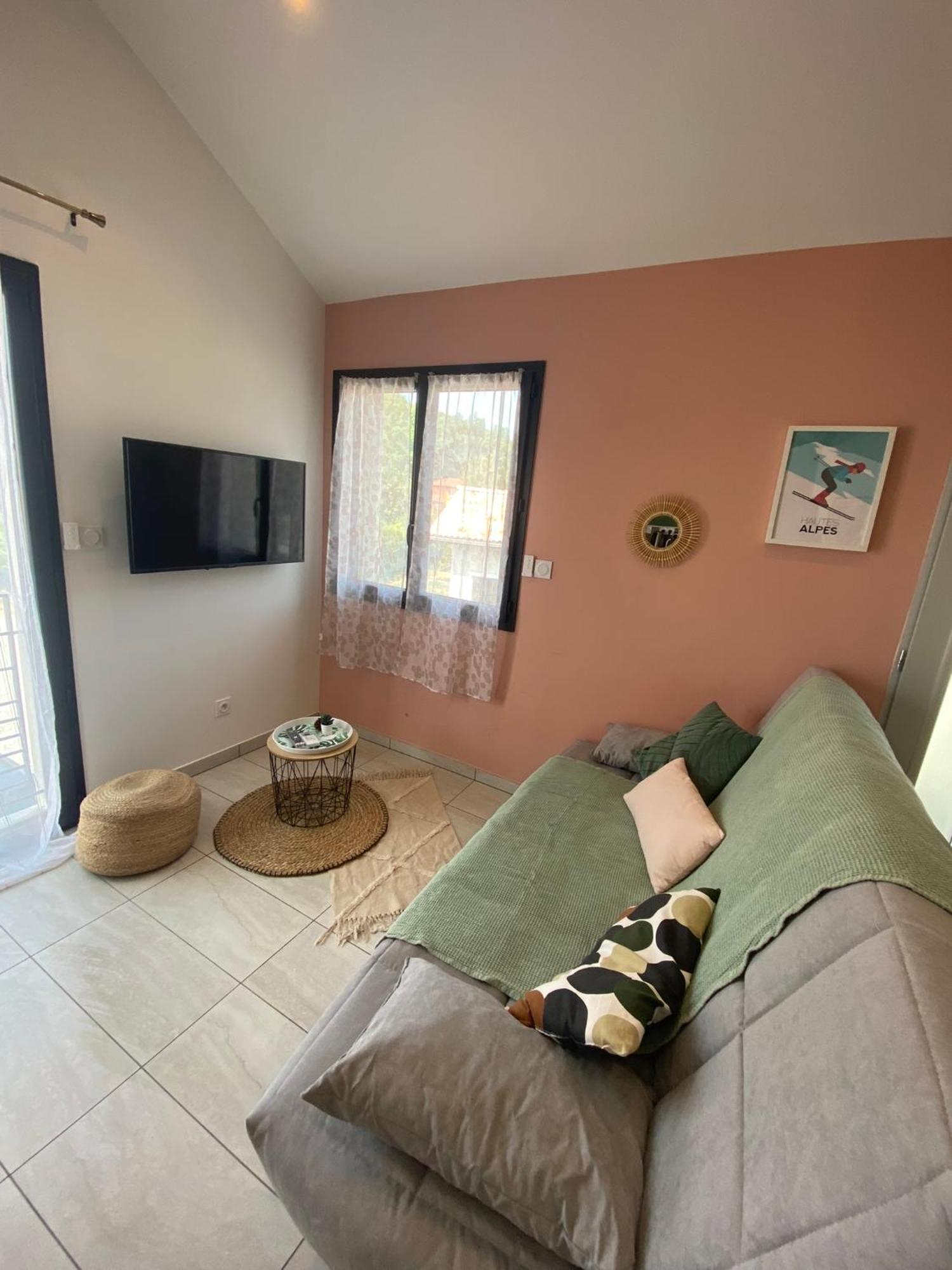 Appartement 2 A 4 Personnes, Une Pause Au Vert Chateauvieux  외부 사진